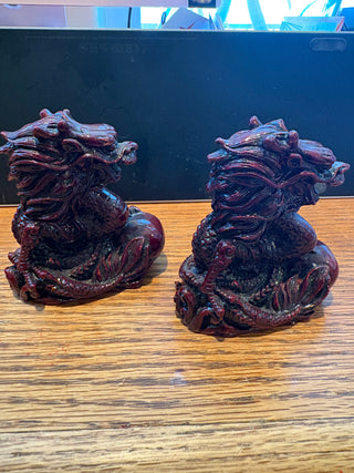 Vtg. Asian Style Guardian Dragons (set of 2)