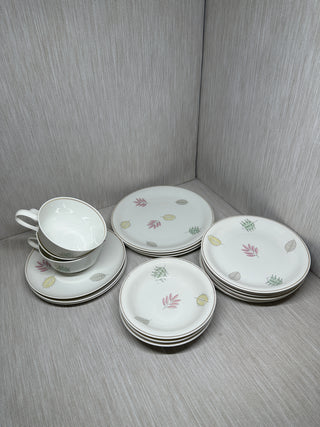 19pc Rosenthal Form E Modell Fine China Set Raymond Loewy Leaf Germany