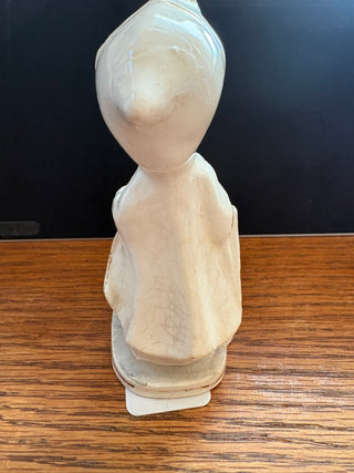 Vtg. (1950) figurine Girl holding umbrella, ceramic, made in Japan 4" RCD