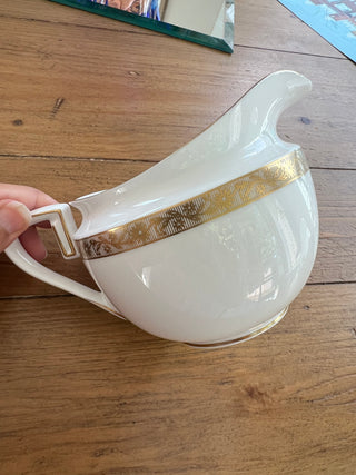 Royal Worcester Creamer 1962