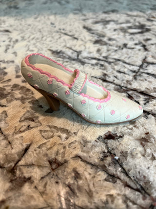 Miniature Victorian Heel  White with Pink Roses