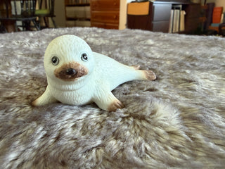 Homco  1439 Harp Seal Figurine