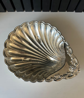 Vintage silver plated shell 13”