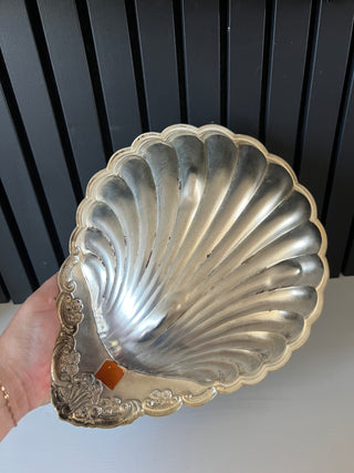 Vintage silver plated shell 13”