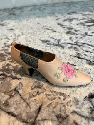 Miniature Victorian Heel with Pink Rose