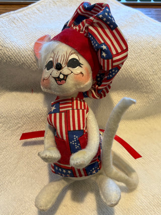 2005 Annalee 6" Patriotic Boy & Girl Mouse Dolls