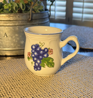 Grape Design Mug RSV