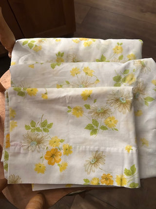 Vintage Yellow Daisy Floral Bed 3 piece Sheet Set – Retro 1970s