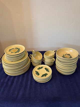 Vtg MCM BrockWare Mango Dinnerware Set