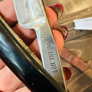 Antique Black Diamondine No 7 Straight Razor with Box