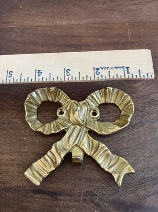 Vintage brass bow ribbon hook