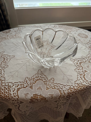 Vintage Marquis by Waterford Twisted Petal Serving Bowl