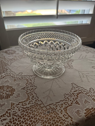 Vintage Anchor Hocking Wexford Diamond Cut Footed Bowl 5 inches tall
