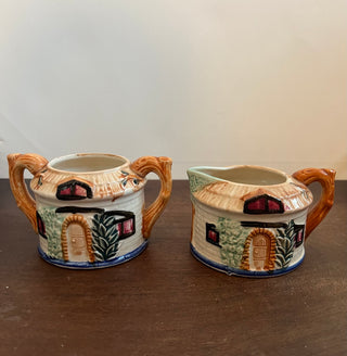 Cottage sugar and creamer set