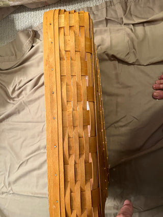 1996 LONGABERGER BASKET W/LINER 19.5x13.5 *IN STORE P-UP ONLY*