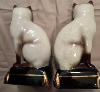 VINTAGE TAKAHASHI SIAMESE CAT FIGURINE