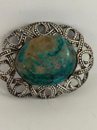 Vtg. Signed MIRACLE Scottish Celtic Brooch w/natural stone 1.5" x 1.5"