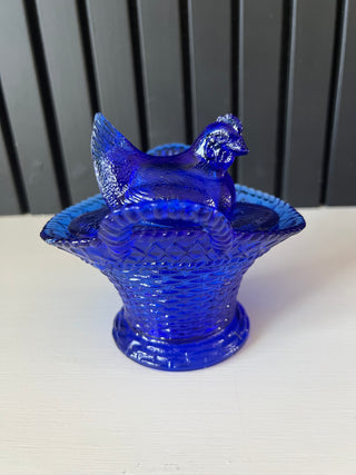 Westmorland cobalt hen on basket
