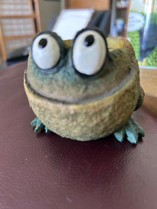 Blob House planter green 3"x3" frog?