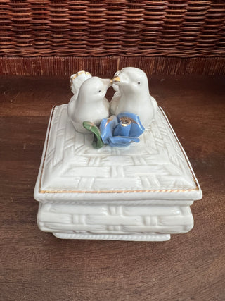 Lovebirds white trinket box
