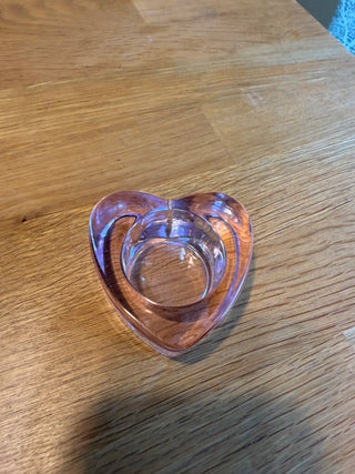 Heart-shaped Glass Tealight Holder (pink)