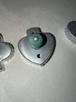 4 Vintage 1950s Aluminum Playing Card Suit Cookie Cutters w/ Green Wood Handles – Set of 4