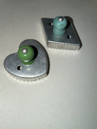 4 Vintage 1950s Aluminum Playing Card Suit Cookie Cutters w/ Green Wood Handles – Set of 4