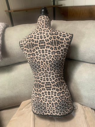 Mannequin half body cheeta print