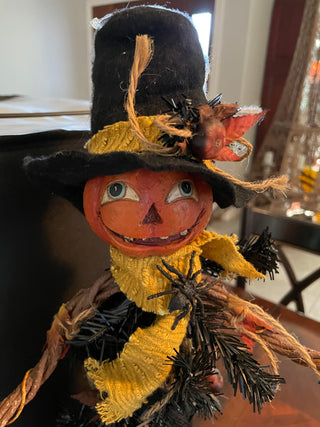 VNTG Folk Art Pumpkin Man