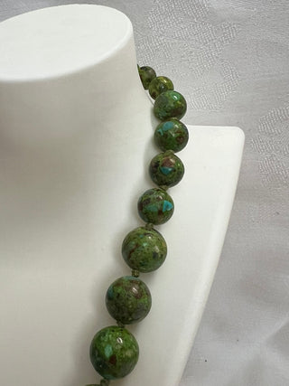 Aluma USA 20" Green Turquoise Graduated Necklace