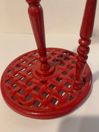 Red cast-iron rooster paper towel holder