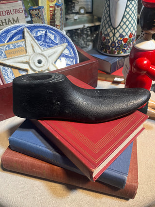 HEAVY LARGE IRON SHOE LAST