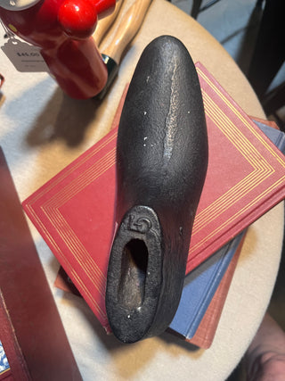 HEAVY LARGE IRON SHOE LAST