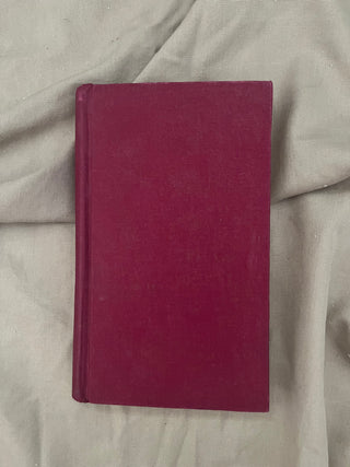 VINTAGE ENGLISH TO FRENCH DICTIONARY