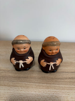 Friar Tuck Salt and Pepper set