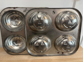 Jack-o’-lantern Mould