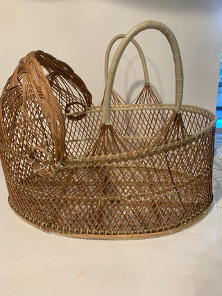 Vntg wicker doll basket