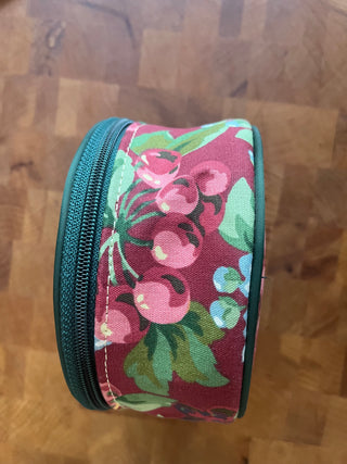 VINTAGE LAURA ASHLEY FLORAL JEWELRY BAG