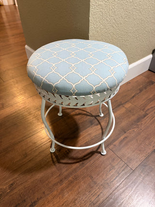 White Metal Vanity Stool with Blue Trellis Patterned Seat