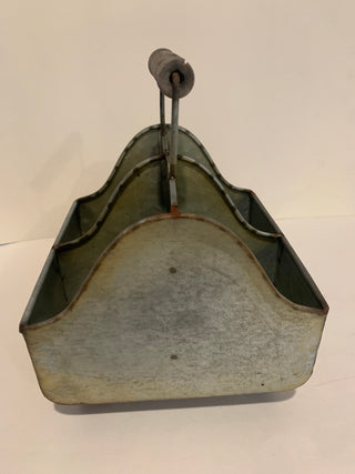 Vntg galvanized 7x7” 4 compartment caddy