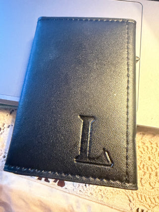 Black Mens Wallet with Airtag compartment