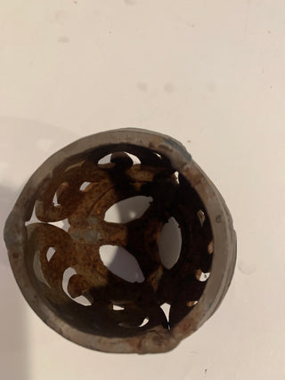 Vntg 3 1/2" cast iron rustic candle holder