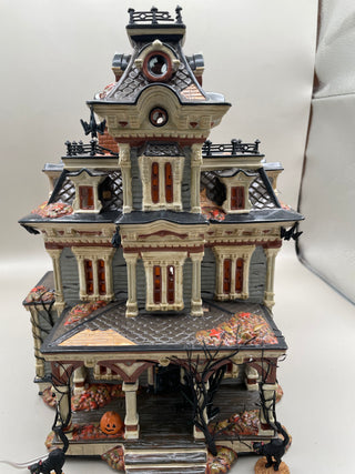 Dept 56 Snow Village Grisly Manor  + 2 Black Cats