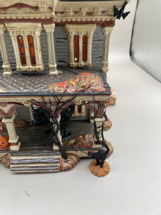 Dept 56 Snow Village Grisly Manor  + 2 Black Cats