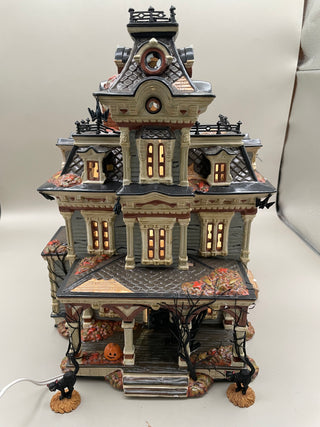 Dept 56 Snow Village Grisly Manor  + 2 Black Cats