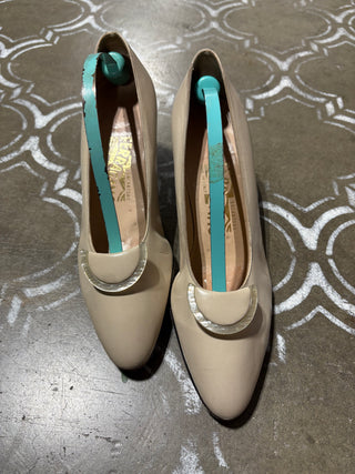 Made in Italy VTG Ferragamo Heels w/ shoe trees  - 8