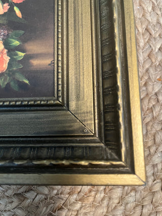 VINTAGE FLORAL STILL LIFE  IN GOLD FRAME
