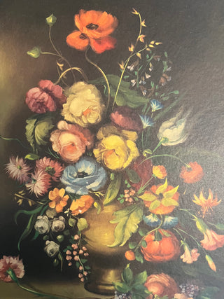 VINTAGE FLORAL STILL LIFE  IN GOLD FRAME