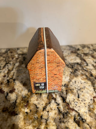 Mini  Schoolhouse Tin