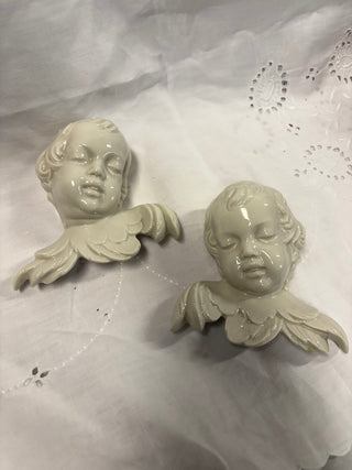 #94 Vintage Cherub Wht Porceline Wall Hangings (set of 2)